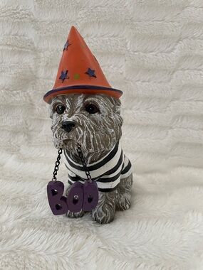 Halloween Dog Figurine Costume Decor - Orange Hat, Purple 'Boo' Sign